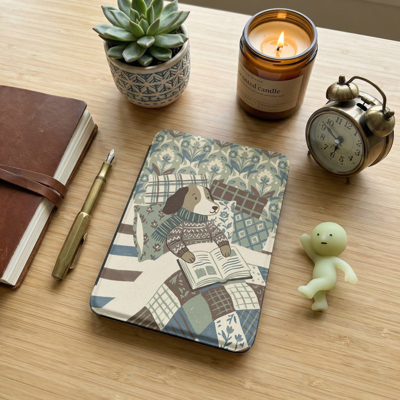 Beagle with Cozy Scarf Reading Kindle Case — Charming Gift for Dog Lovers
