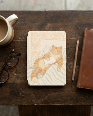 Cute Orange Cat Reading Kindle Case — Gift for Cat Lovers