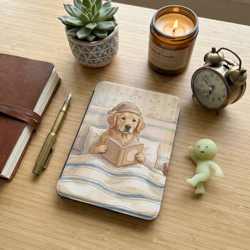 Soft Watercolor Golden Retriever Kindle Colorsoft Case — Sleepy Dog Gift