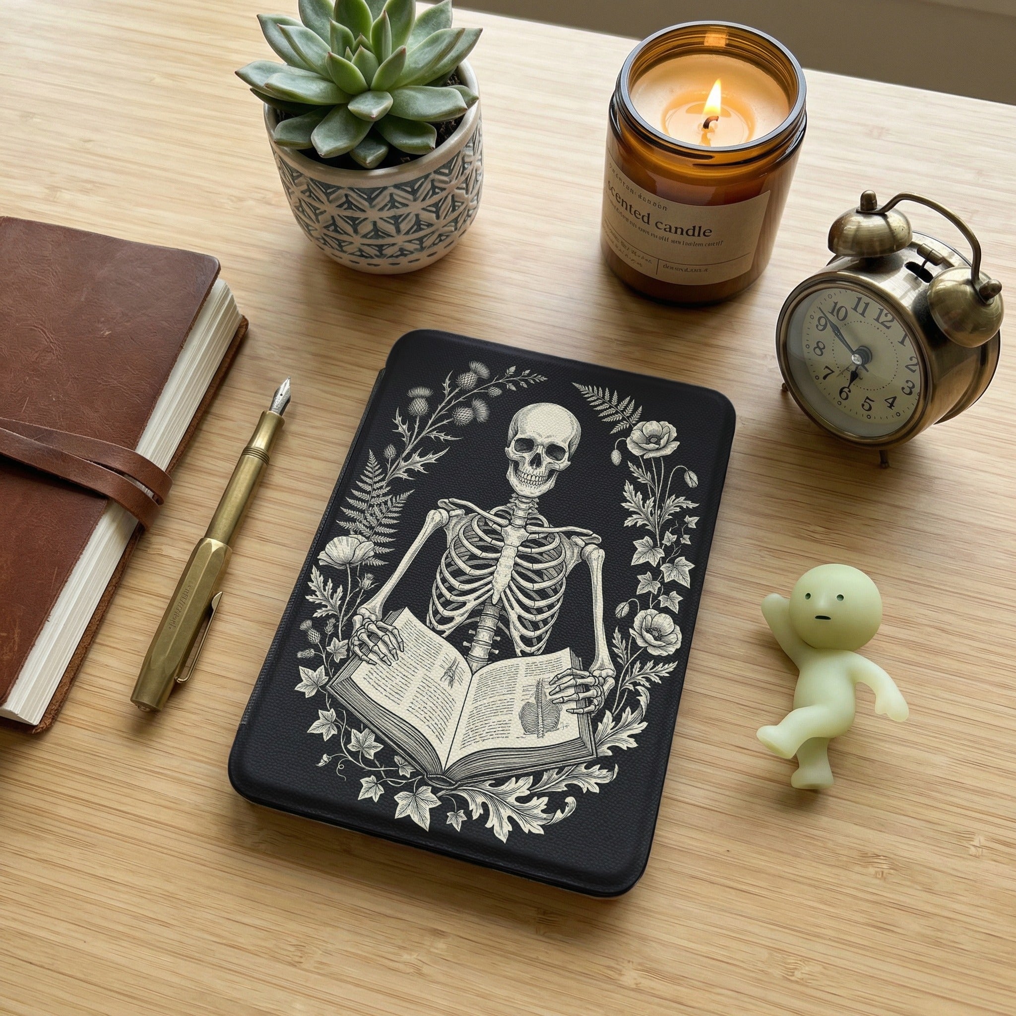 Skeleton Upper Body Portrait Kindle Case — Gothic Book Lover Gift
