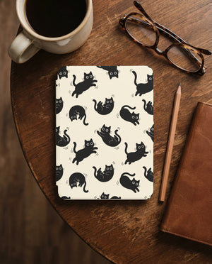 Black Cat Pattern Kindle Colorsoft Case — Minimalist Cream Cat Lover Gift
