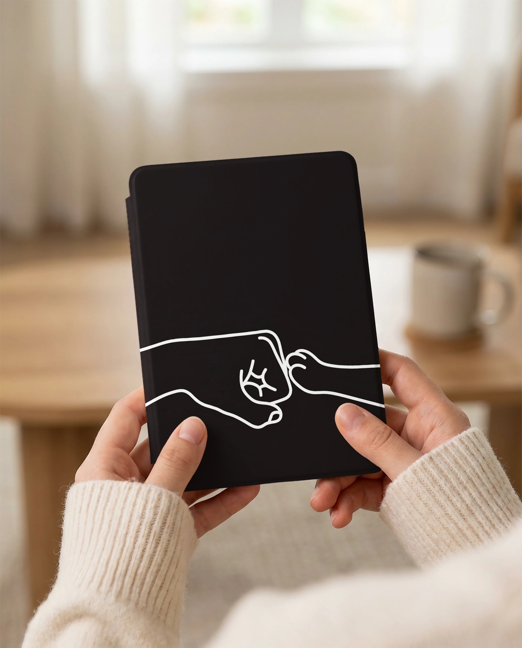Cat Fist Bump Kindle Case — Minimalist Line Art Friendship Gift