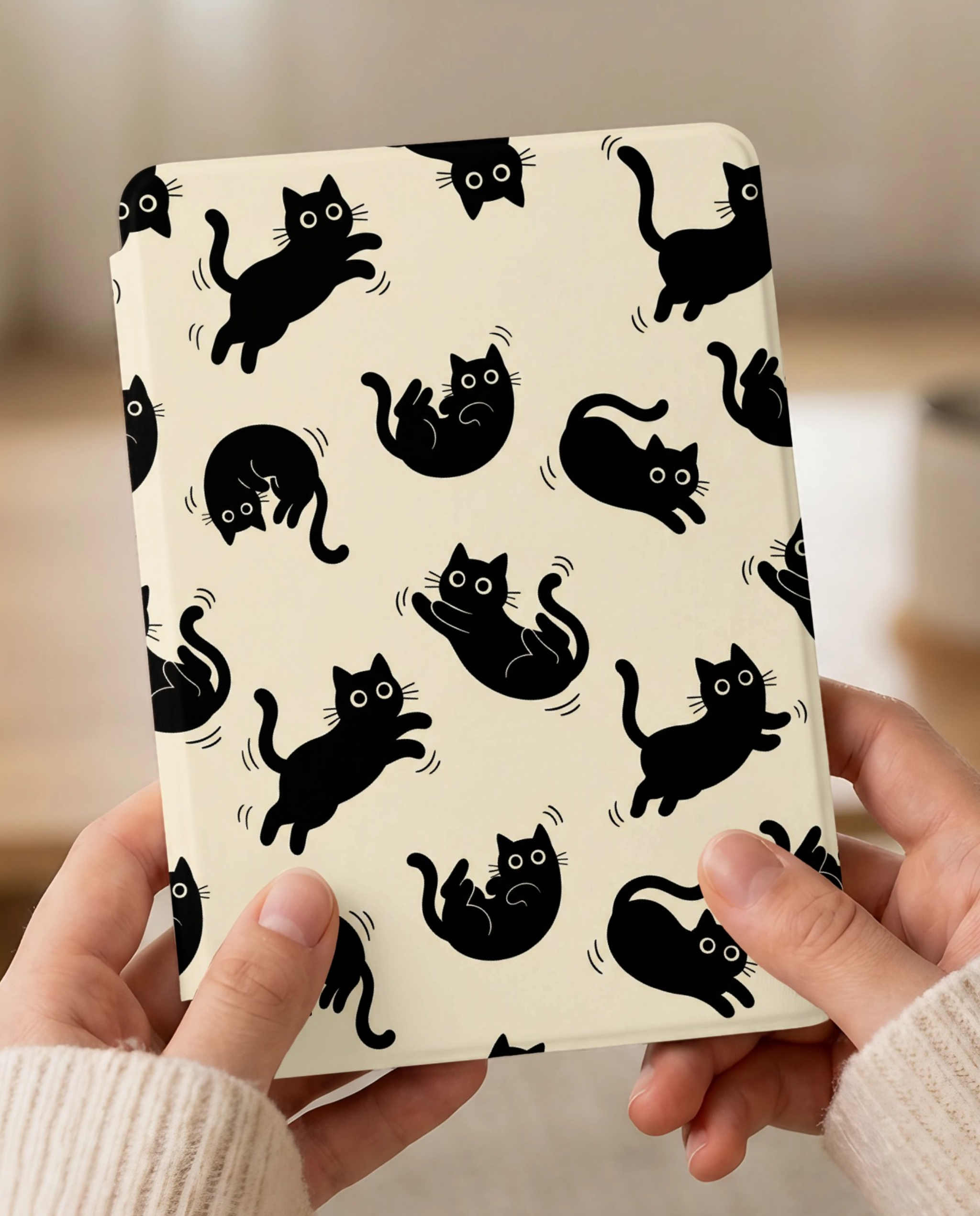 Black Cat Pattern Kindle Colorsoft Case — Minimalist Cream Cat Lover Gift