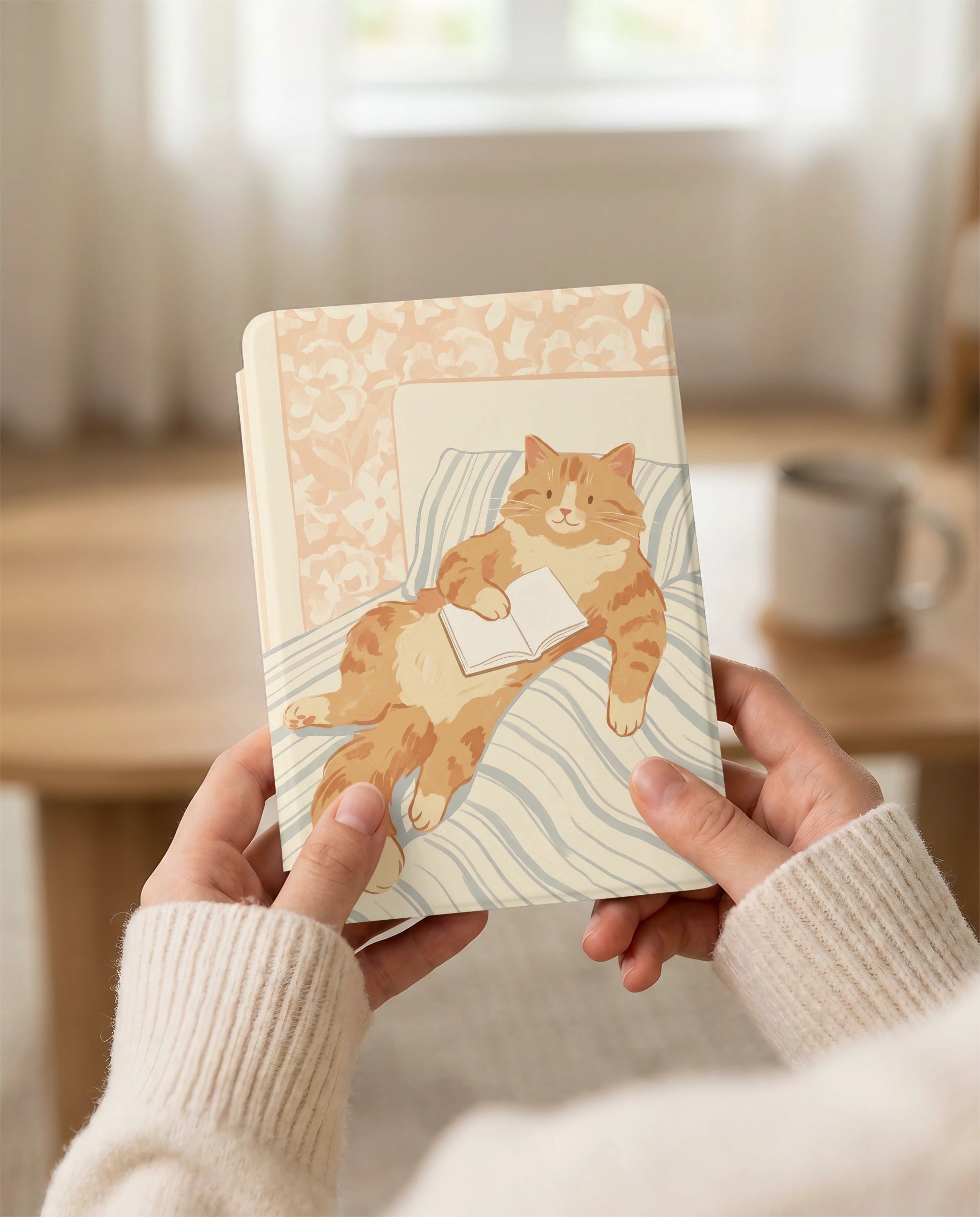 Cute Orange Cat Reading Kindle Case — Gift for Cat Lovers