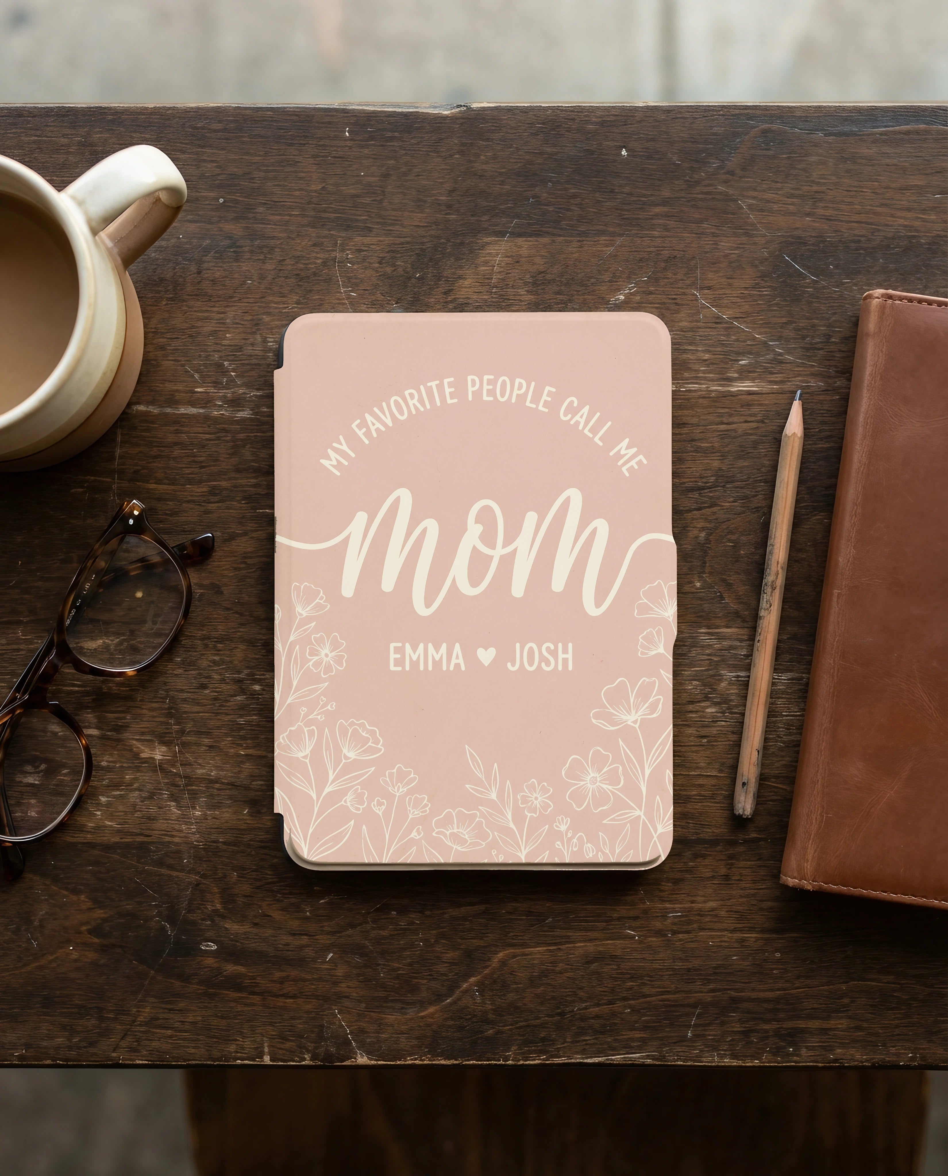 Personalized Mom Kindle Paperwhite Case — Blush Floral with Kids Names Gift