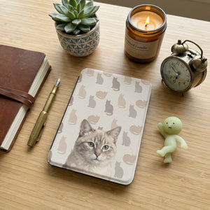 Custom Cat Portrait - 12th Gen Kindle Cover — Lynx Point with Bold Silhouette Pattern