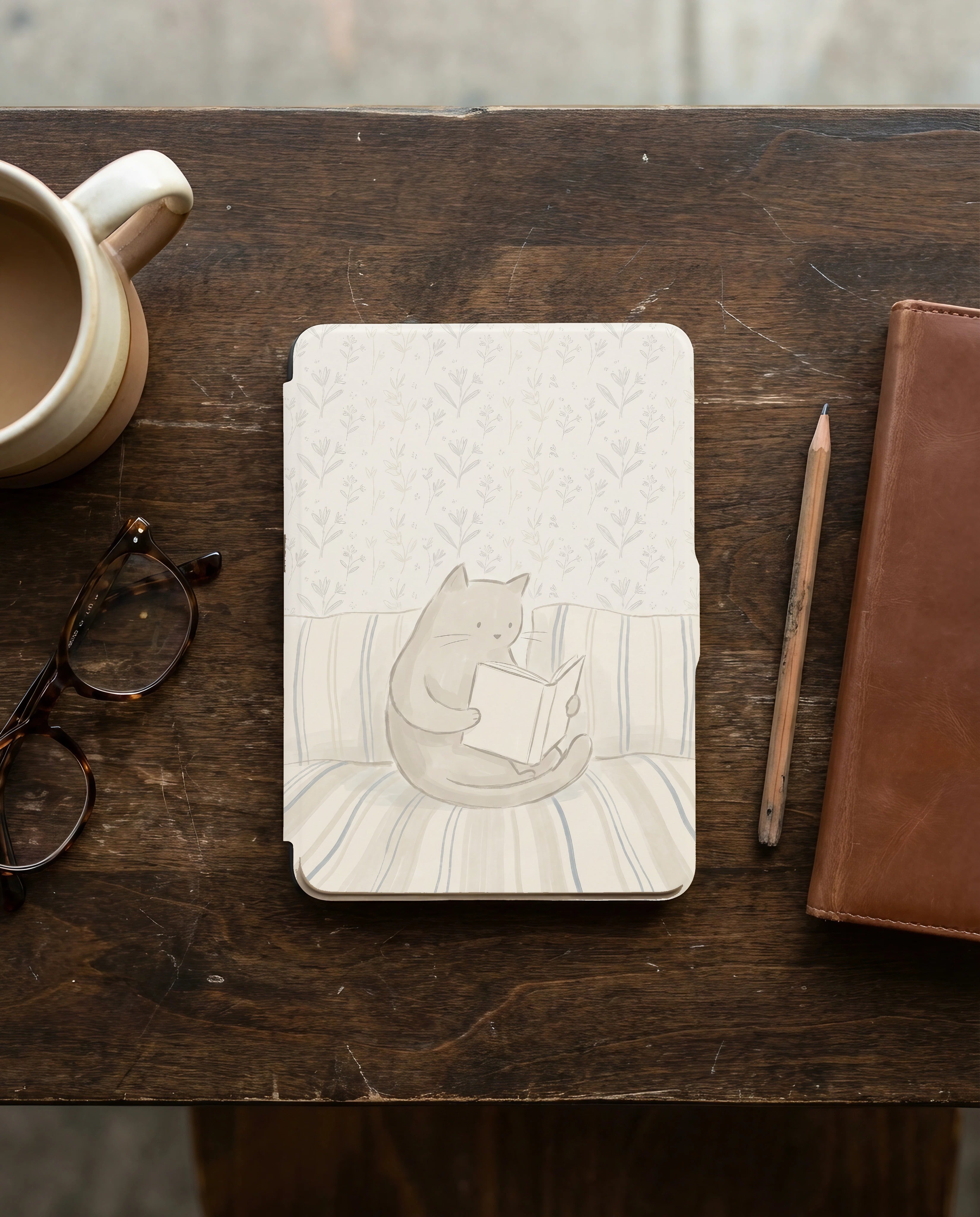 Gray Cat Reading Kindle Case — Cozy Gift for Cat Lovers