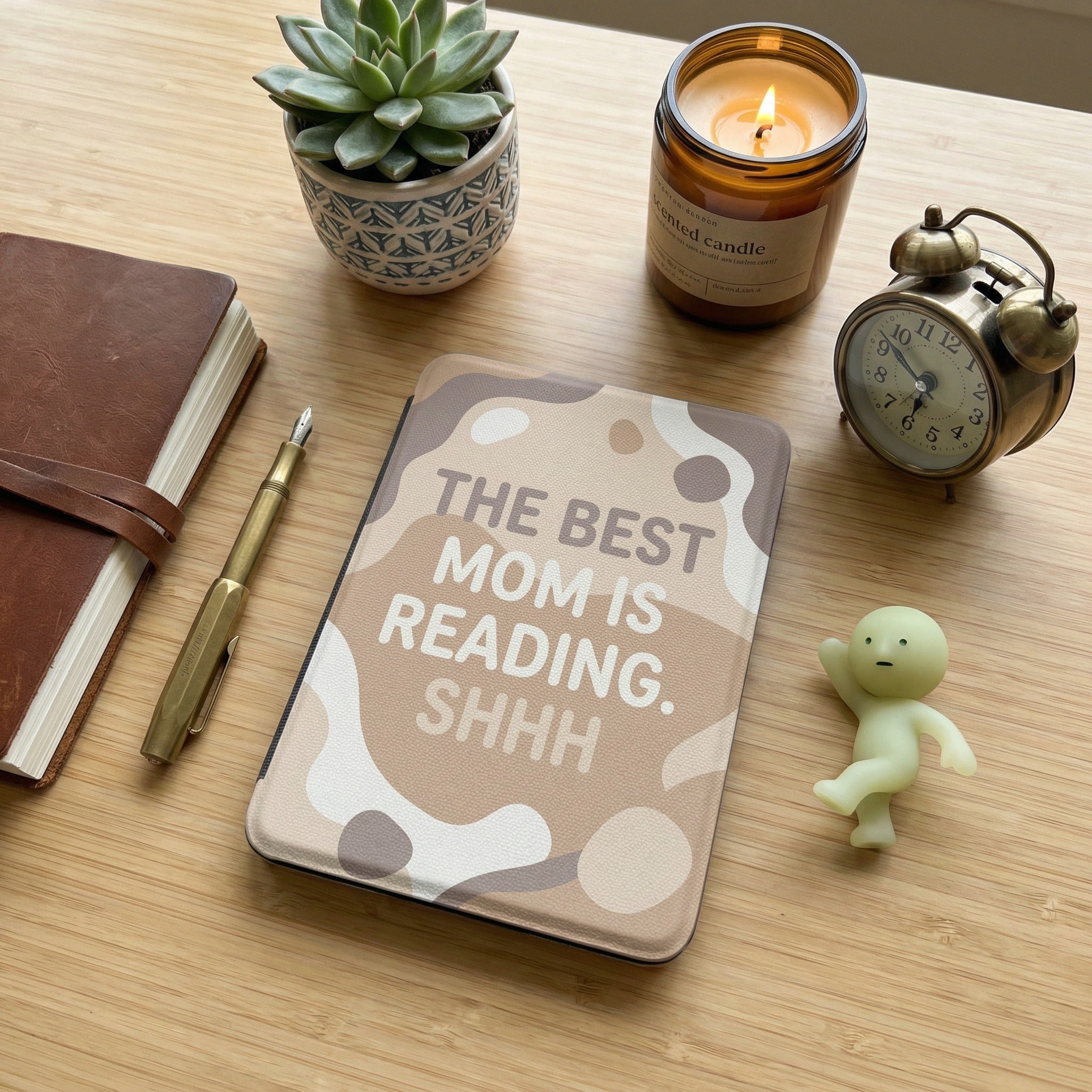 The Best Mom Is Reading Kindle Case - Fits Paperwhite & Colorsoft - Family Gift