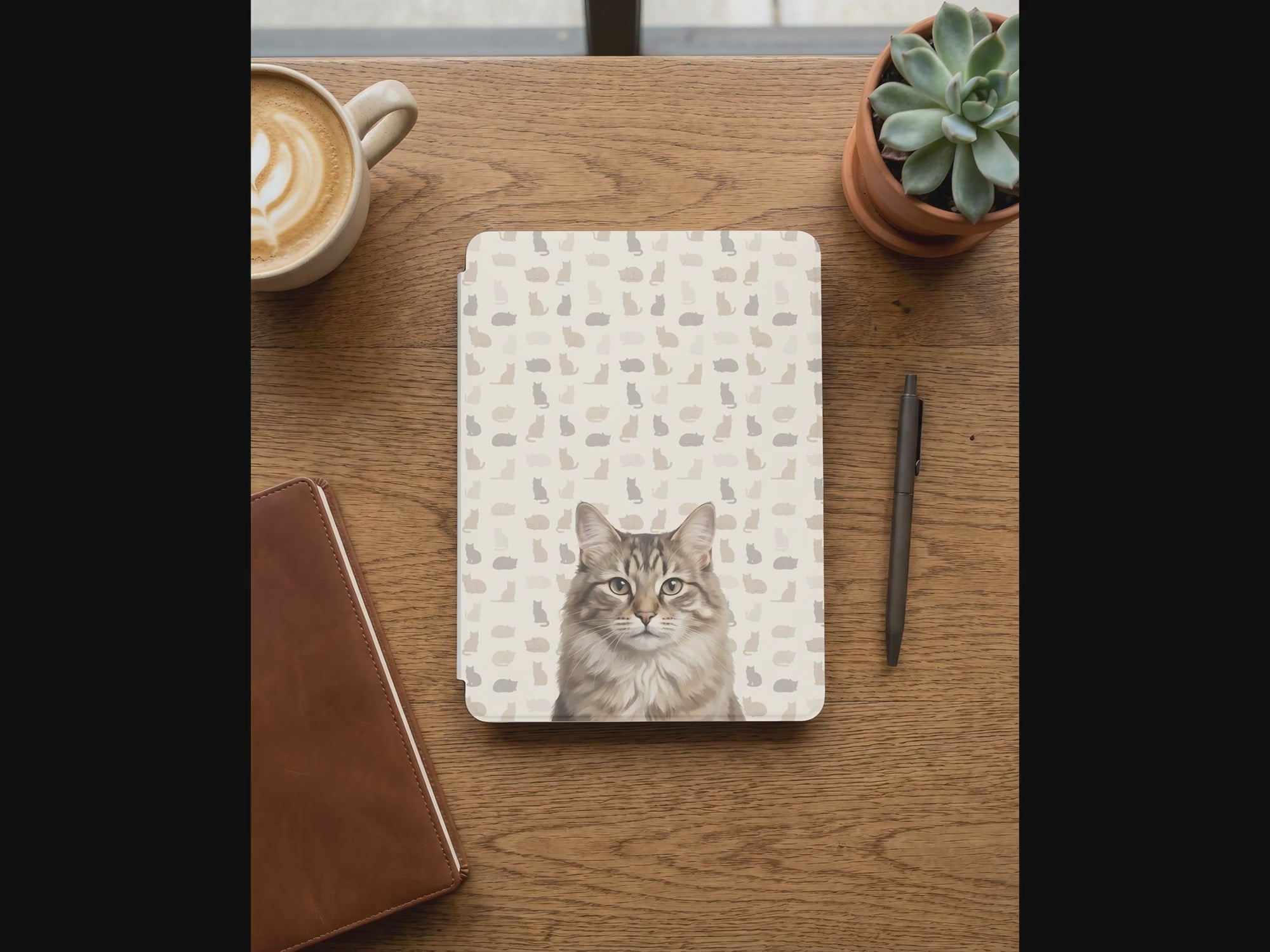 Custom Cat Portrait Kindle Case — Fluffy Tabby with Silhouette Pattern Gift